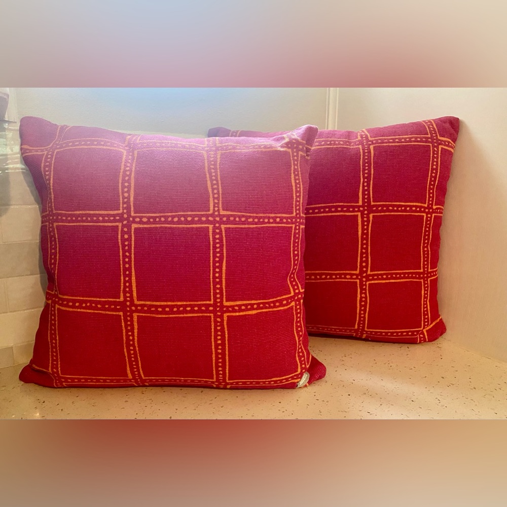 POTTERY BARN BADG INTERSECTION PRINTED PILLOW COVERS (set of 2)